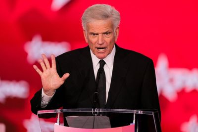 Leading evangelical figure says Trump did not intend Jesus AI photo