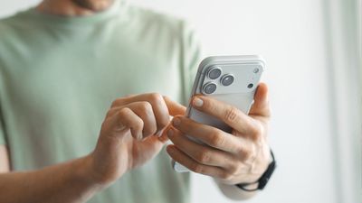 I replaced ChatGPT with Google's offline AI on my phone for 24 hours — here's my verdict