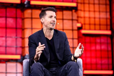 This CEO pirated video games as a teen and became a hacker for the Air Force. Now he’s built a $3 billion cyber firm