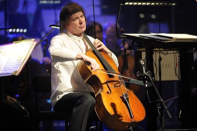 Cellist Julian Lloyd Webber diagnosed with prostate cancer