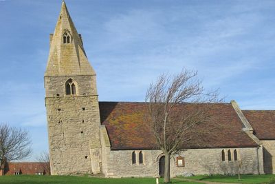 Wonky Lincolnshire church that leans more than Tower of Pisa needs £100k for repairs