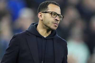 Liam Rosenior: Chelsea running out of time in bid for Champions League football