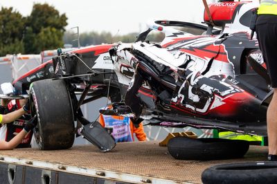 Bearman blames Colapinto for "unacceptable" crash at Suzuka
