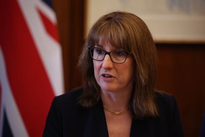 Reeves vows to break link between cost of gas and electricity prices in boost for UK households