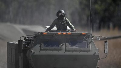 Defence strategy downplaying larger threat: ex-ADF head