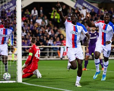 Crystal Palace hold off Fiorentina as Sarr powers Conference League dream