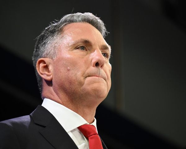 No ‘specific request’ to help US in strait of Hormuz, Marles says as Trump repeats criticism of Australia