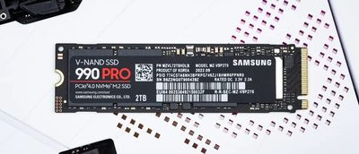 Non-functioning counterfeit Samsung 990 Pro SSDs are circulating in Europe — Despite convincing packaging, blue PCB easily gives away the dupe