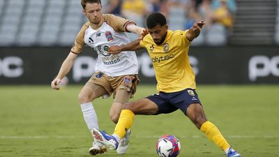 Mariners star declares for Arnold's Iraq World Cup push