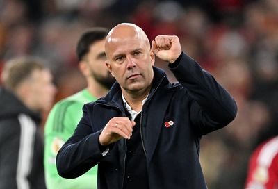 Liverpool: Arne Slot drops major hint over summer plans in three-man transfer update