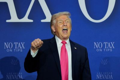 Trump turns on his own DoorDash delivery stunt with ‘tacky’ swipe
