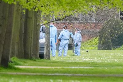 Police investigate ‘drone threat’ to Israeli embassy after Kensington Gardens closed