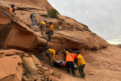 Moment rescuers save a parent who fell 80 feet down a Utah canyon while on a family hike