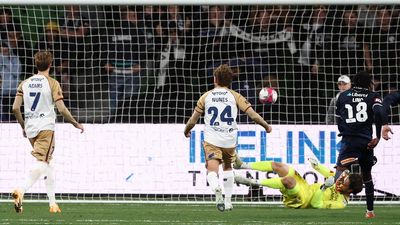 Jets eye perfect end to A-League Men premiership script