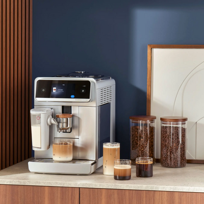 Phillips new bean-to-cup coffee machine is like having a mini cafe in your kitchen – it can make over 50 drinks, hot and iced