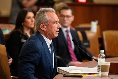RFK Jr. distances himself from measles outbreak, bashes Tylenol study