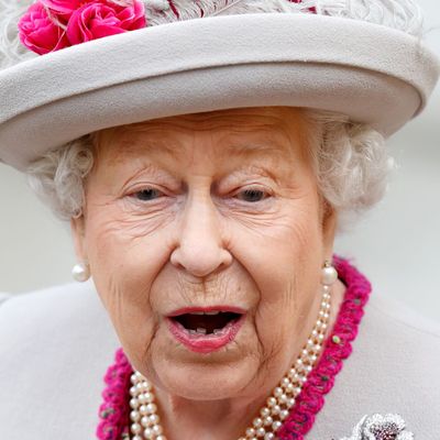 Former Prime Minister’s “Sweet Moment” Backfired When His Baby Nearly Broke Queen Elizabeth’s Priceless Jewels