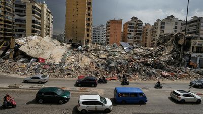 Civilians count costs of war as they return to southern Lebanon