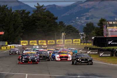 Supercars Christchurch: Kostecki and Payne lead Ford’s march in New Zealand
