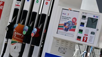 Drivers' fuel spend finally drops as oil channel shuts