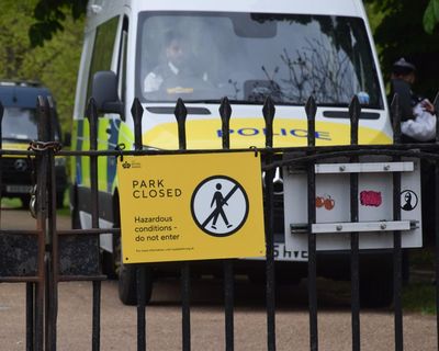 Kensington Gardens reopens after police deem suspicious items non-hazardous