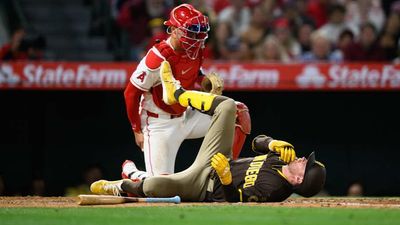 Padres’ Jake Cronenworth Takes 96 MPH Fastball Off the Chin, Remains in Game