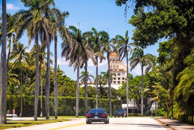 For wealthy buyers, Mar-a-Lago's security perimeter is Palm Beach's hottest amenity