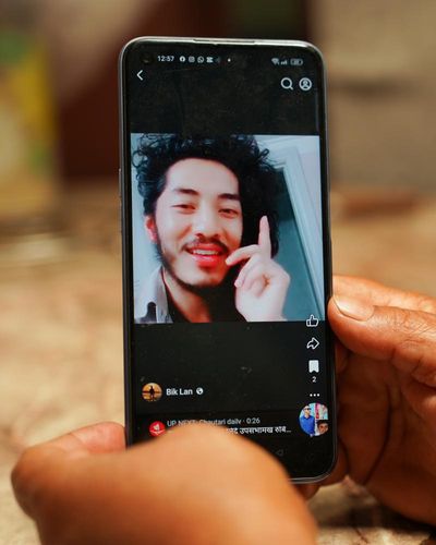 When ‘the birdman’ of St James tunnel died, Sydney commuters streamed past his body for days