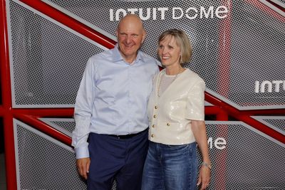 NPR secures record $80m donation from billionaire philanthropist after federal cuts