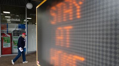 Australians dissatisfied and fearful of job losses