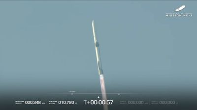 'A wonderful show for any rocket enthusiast': Blue Origin shows SpaceX it can do reusable rockets too by landing 'Never Tell Me The Odds'