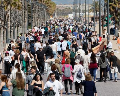 Weather tracker: temperatures in Spain and Brazil well above late April norm