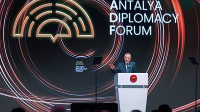 Turkey rallies global middle powers in Antalya amid Hormuz crisis