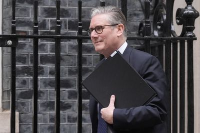 No 10 refuses to say whether PM will correct the record on Mandelson appointment
