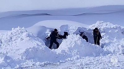 Rescuers evacuate hundreds after snowstorm hits Russia’s Far East