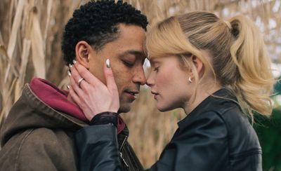 Mint review – Loyle Carner stars in a gorgeous, lyrical Romeo and Juliet retelling