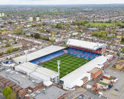 West Ham draw at Crystal Palace to relegate Wolves: Premier League – as it happened