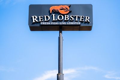 Red Lobster brings back its endless shrimp deal despite last round nearly driving chain out of business