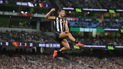 Star wants hot 'Pies early against improving Bombers