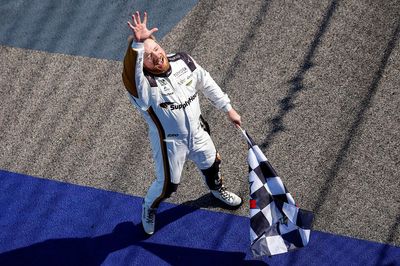 Winners and losers from a surprising NASCAR Cup race at Kansas