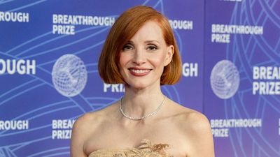Jessica Chastain's sharp, tailored bob is your shortcut to fuller-looking strands this spring