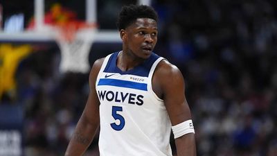 NBA Playoff Takeaways: Hawks Stun Knicks, Timberwolves Take Down Nugs