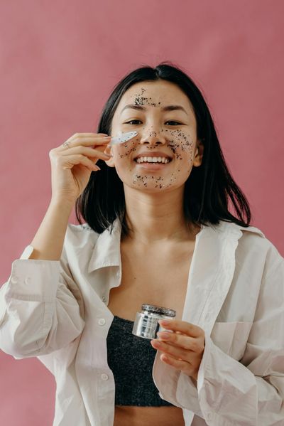 Glass Skin Products That Work: K-Beauty Routine Steps, Hydrating Essence Layer, Snail Mucin Skincare