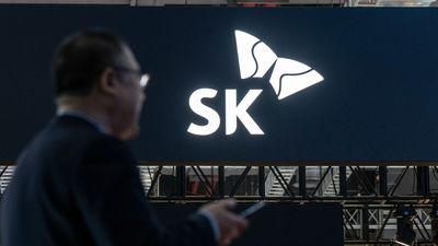 Every SK hynix employee could receive $477,000 bonuses this year, almost $900,000 next year — 35,000 workers reportedly set to benefit from share of $169 billion projected operating profit