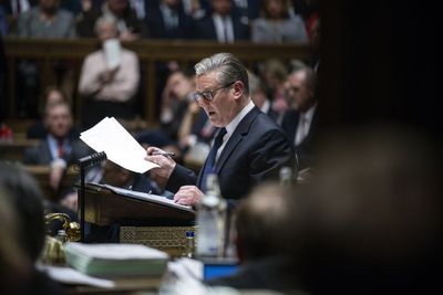 Starmer-Mandelson latest: PM braces for difficult day as Olly Robbins to hit back over vetting scandal