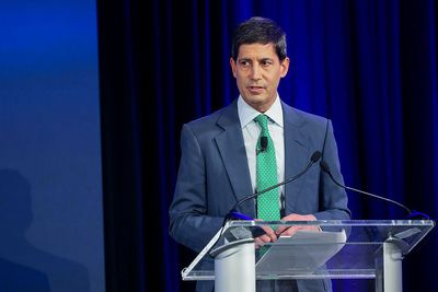 Kevin Warsh Fed Chair Nomination: Live Updates and Commentary