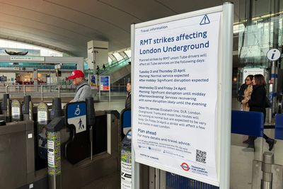 Tube strike LIVE: RMT walkout causes London Underground delays ahead of midday start
