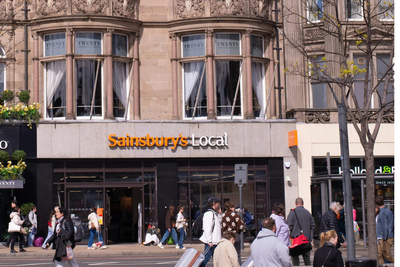 £3.20 vs £1.80: Sainsbury's Threatens 'Egg-Swappers' With Police Action as Premium Eggs Are Swapped for Cheaper Ones