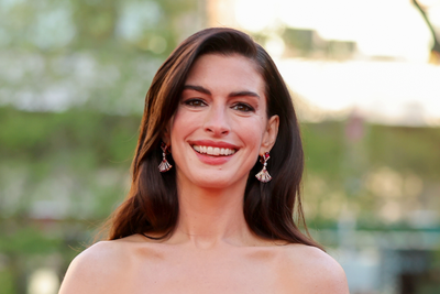 Anne Hathaway shares update on Princess Diaries 3 as fan favourite returns
