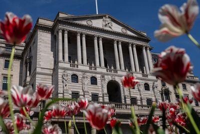 Bank of England should increase interest rates to head off inflation, warns top economist